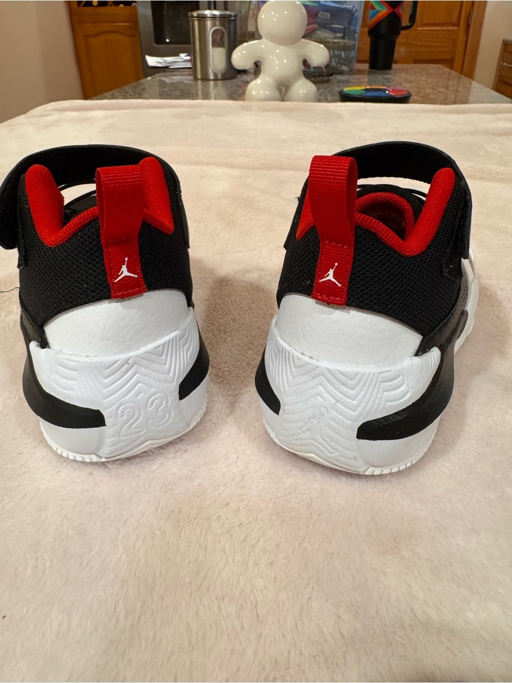 Jordan Kids Black/White/Red Hook-and-Loop Sneakers - Picture 3 of 6
